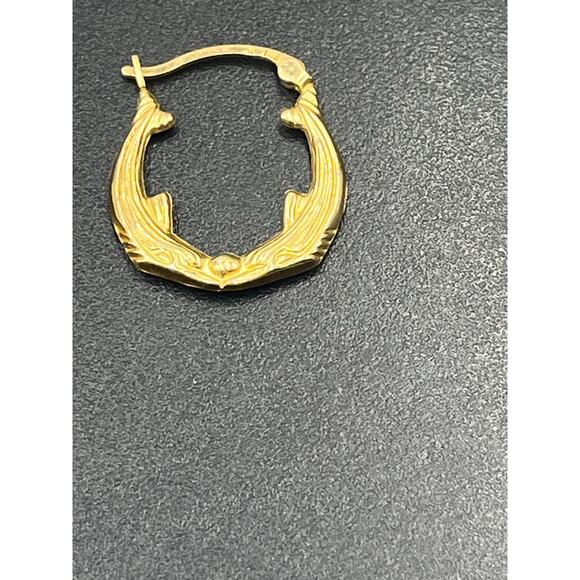 DN 14K Yellow Gold Vintage Kissing Fish Whale Hoop Earrings 1.44 grams - Picture 9 of 12